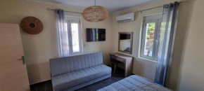 Fifi's luxury apartment